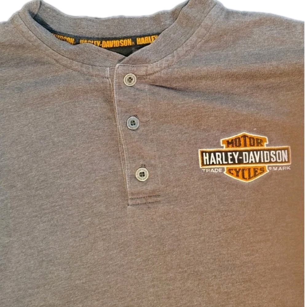 Vintage Harley Davidson Short Sleeve Henley Shirt LARGE- WAUSAU, WI
